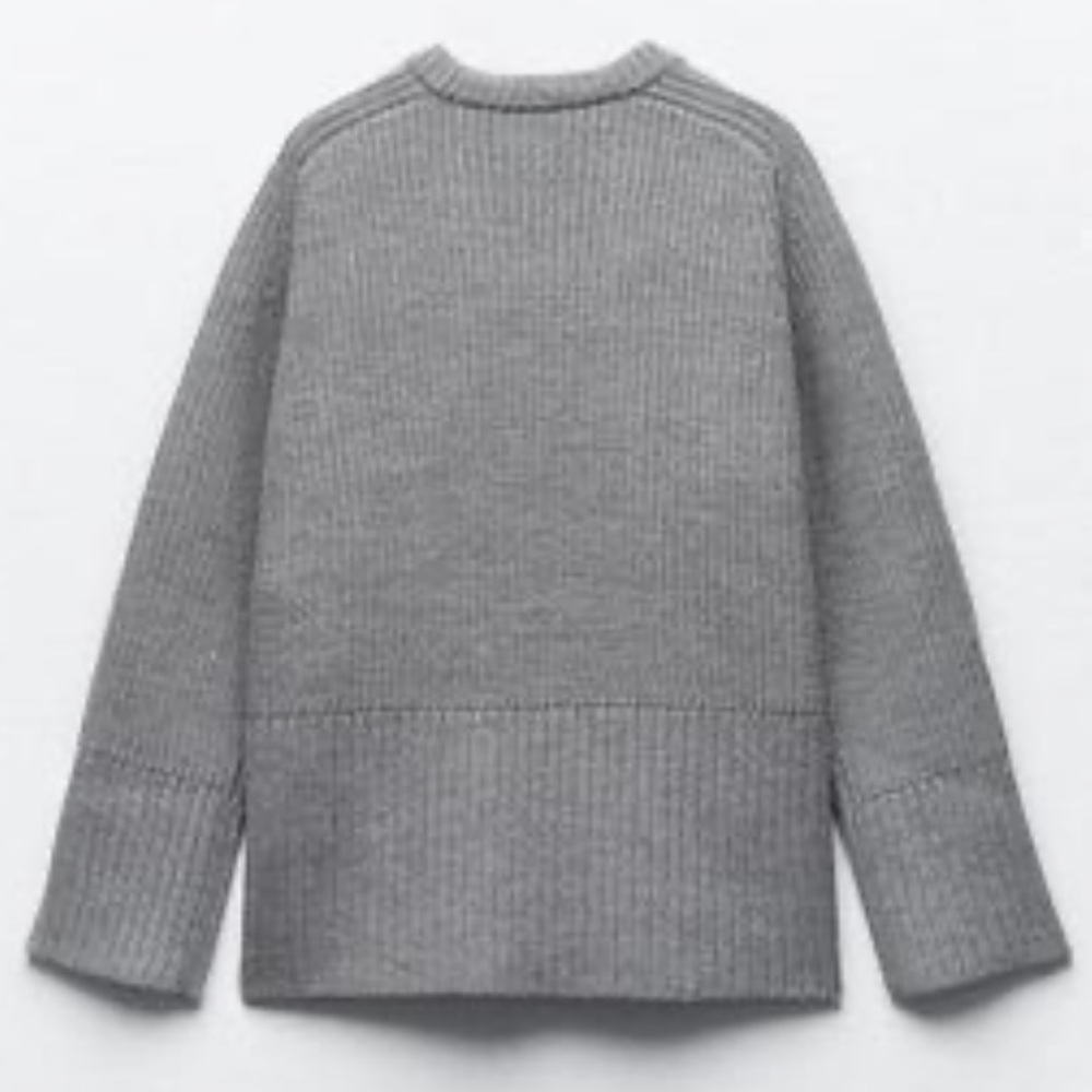 Zara Gray V-Neck Sweater - Picture 3 of 8